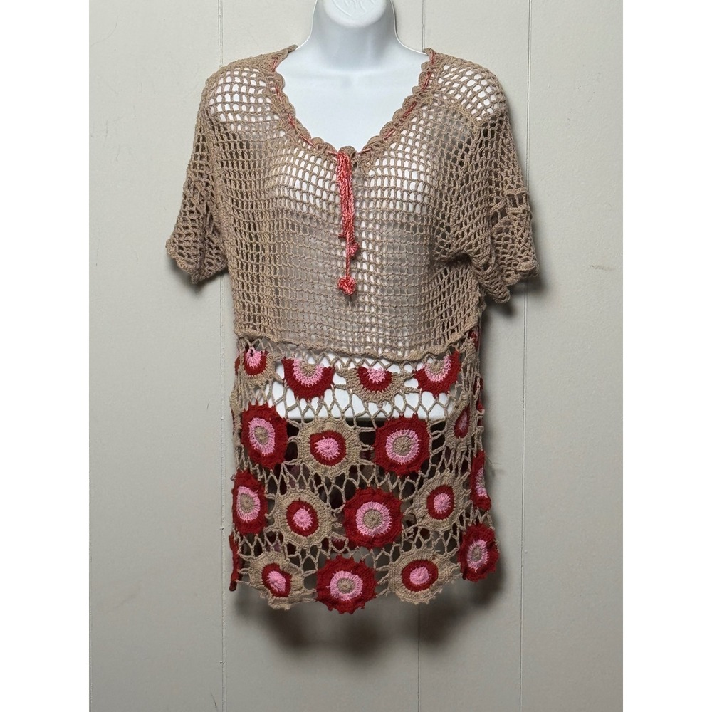 The Pyramid Collection Crochet Tunic Top Tan Red Pink Floral Medallion Boho Sz L